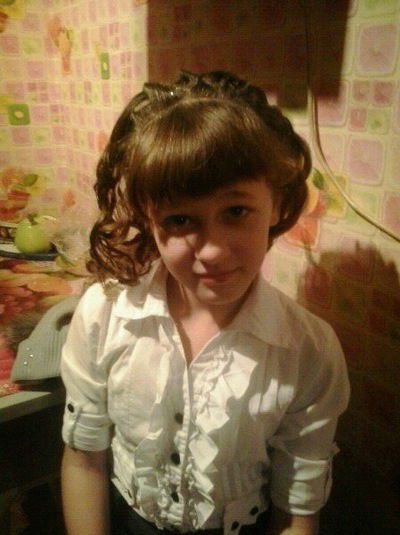 Настя Логинова