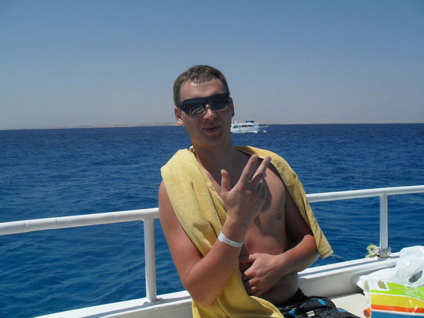 Владимир Попов