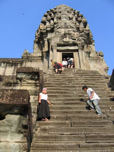 Лариса Лапир