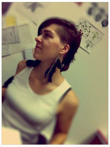 Анна Тихонова