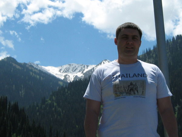 Игорь Буренков