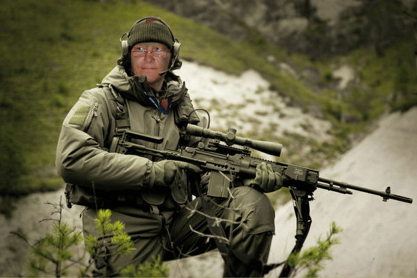 Игорь Лавренко