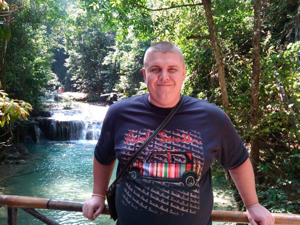 Игорь Иванов