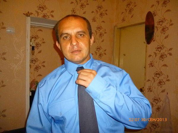 Владимир Попов