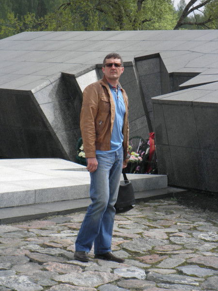 Антон Антон