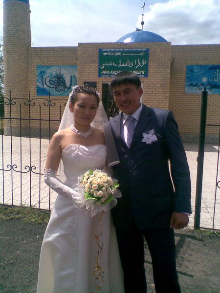 Саят Момбеков