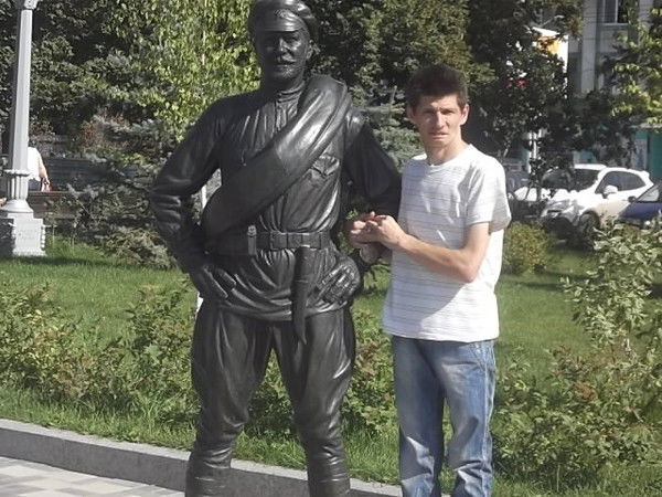 Антон Учускин