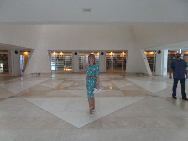 Лариса Бобакова