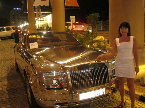 Наташа Жогова