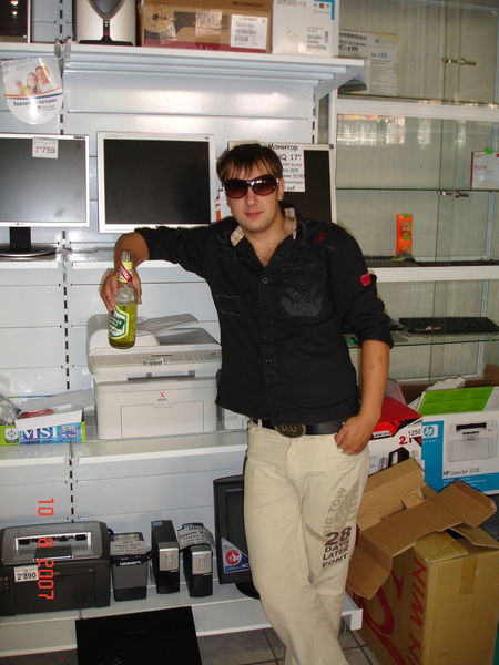 Игорь Тутов