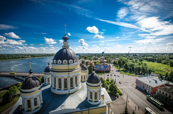 Любовь Попова