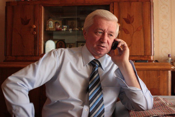 Александр Петров