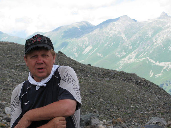 Александр Титаев