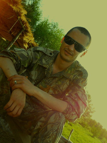 Денис Бондарев