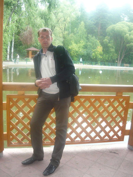 Дмитрий Шуст