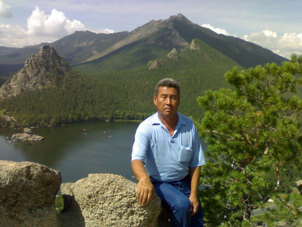 Нурым Икаев