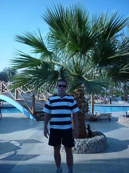 Александр Захаров