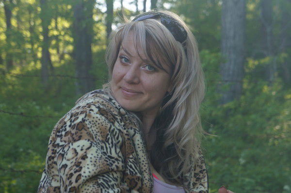 Алена Попова