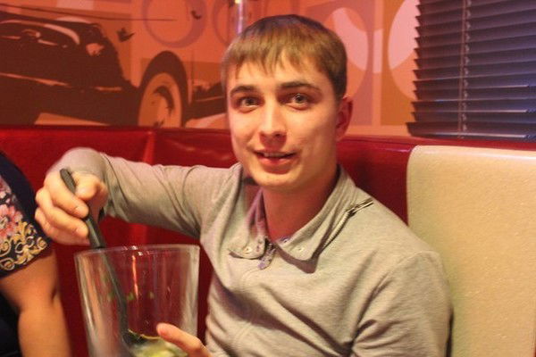 Рома Айдаков