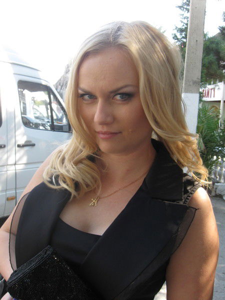 Анна Реутова