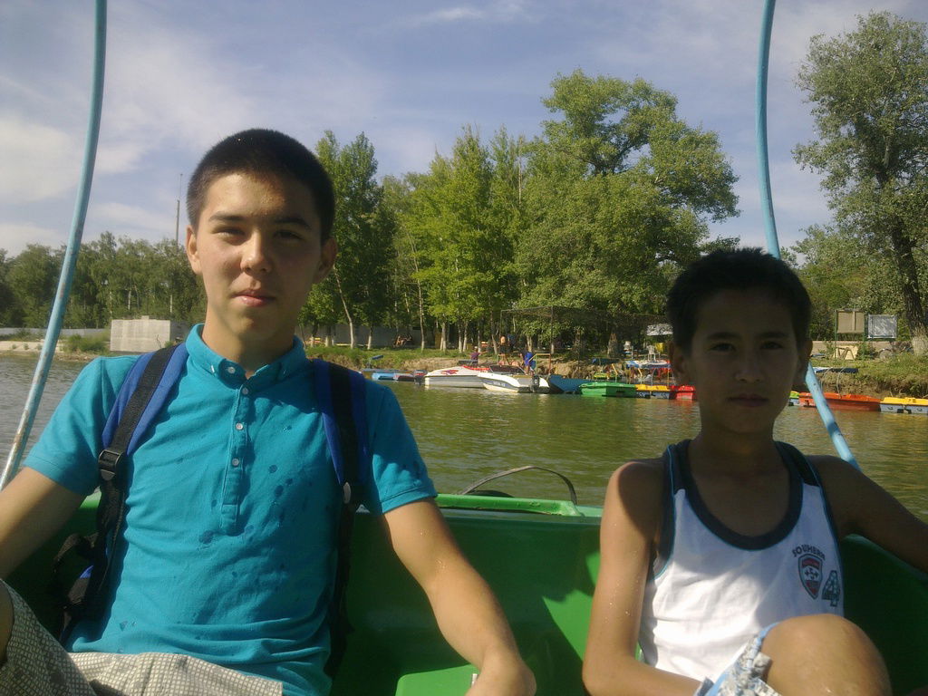 Asi{I-Iat Amangeld!ev