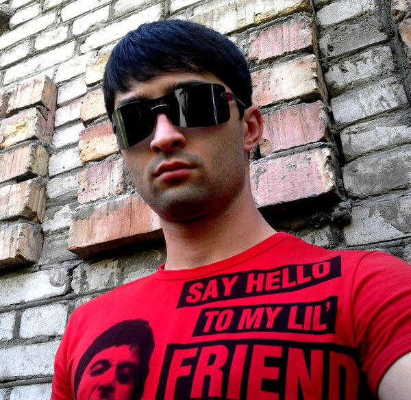 Рустам Хамдамов