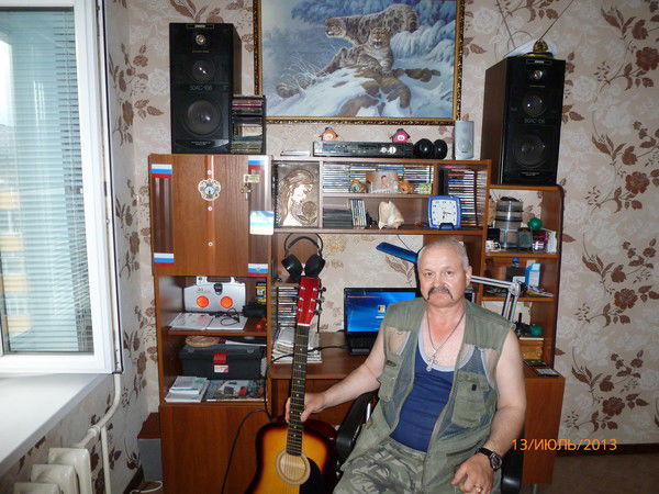 Александр Коваленко