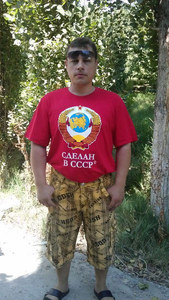 Валентин Иванов