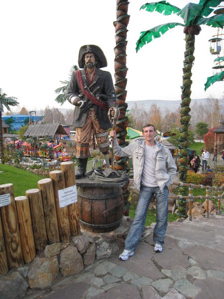 Евгений Глазунов