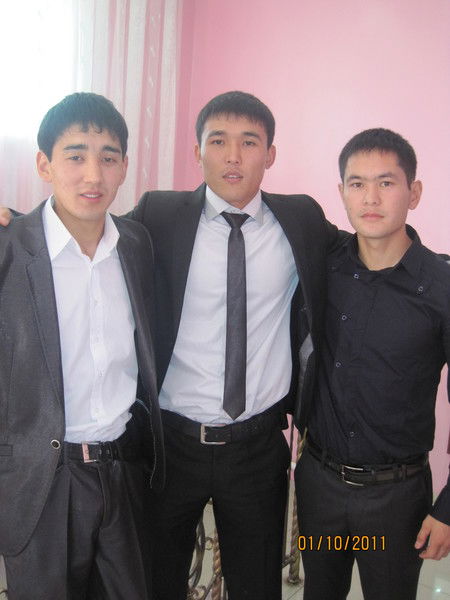 Айдос Акпаров