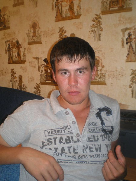 Нияз Харисов