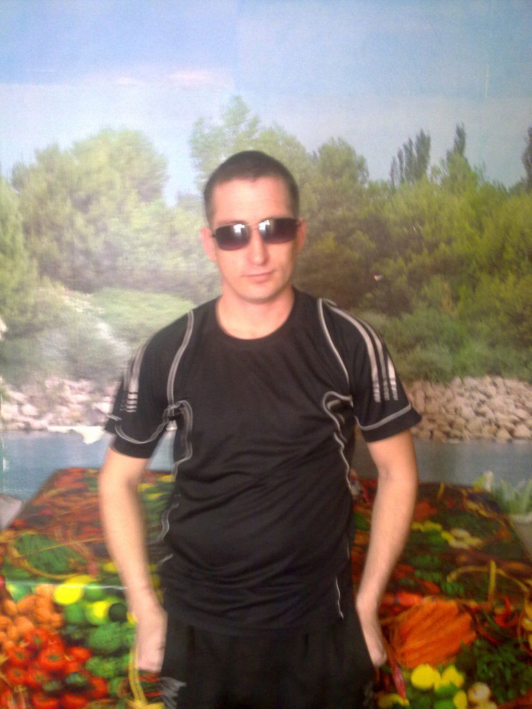 Денис Кучеренко