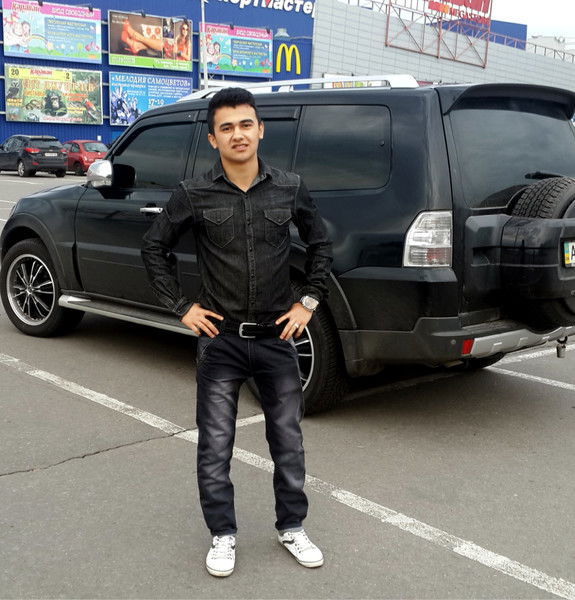 Шараф Аслонов