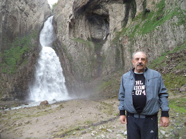 Юрий Тоньшев