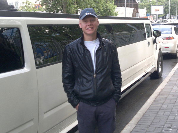 Евгений Лебедев