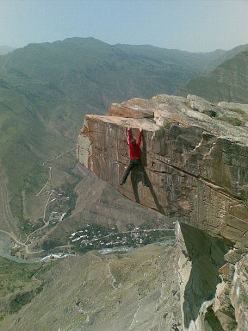 Казихан Казиханов