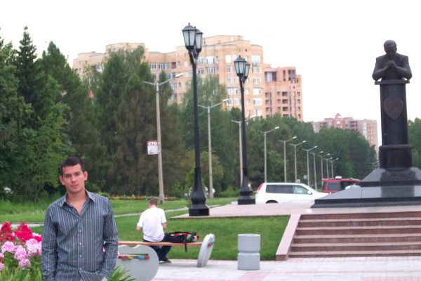 Анатолий Зырянов