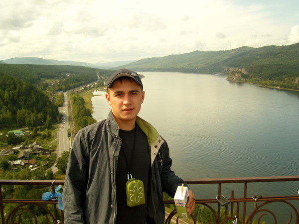 Сергей Столбовских