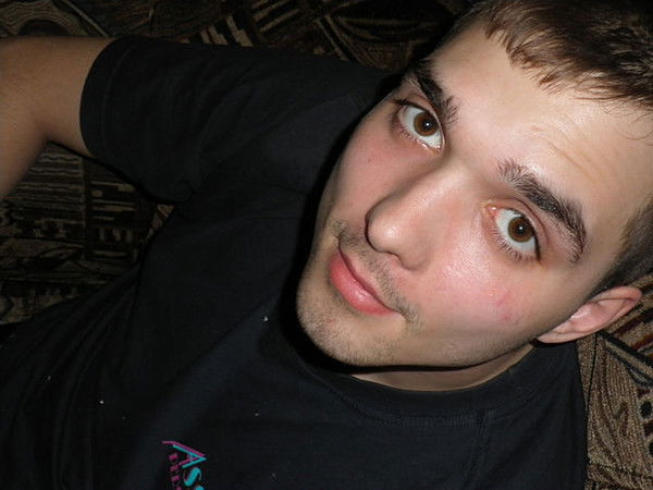 Виталий Деш