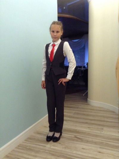 Поля Судакова