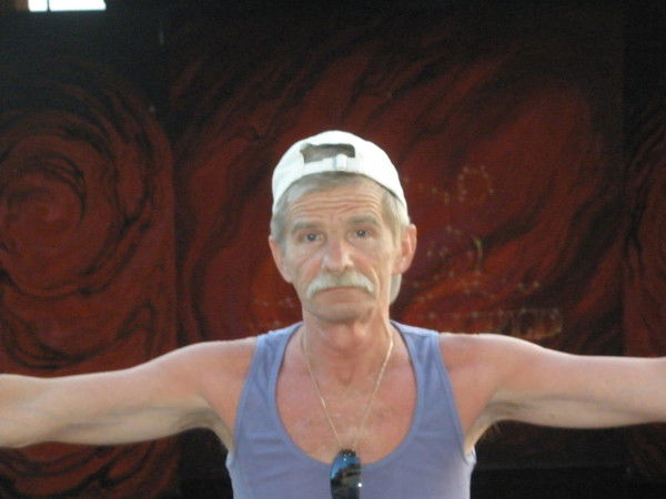 Мартынец Виктор