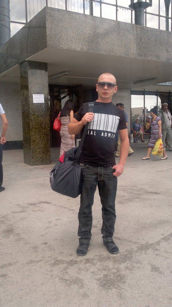 Антон Назаров