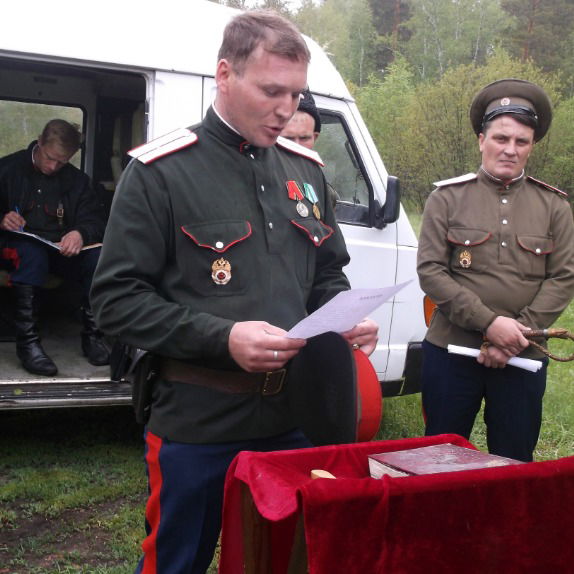 Дмитрий Новохатский