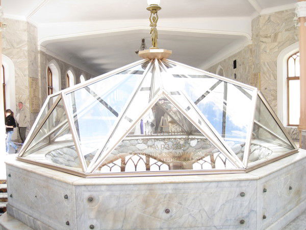 Алишер Комилов