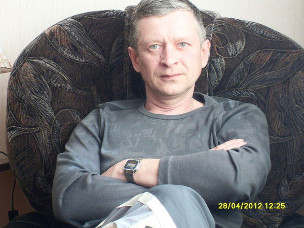 Олег Бухаров