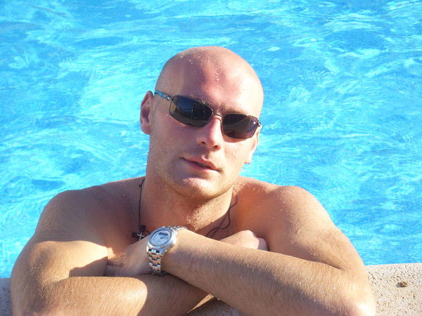 Александр Груздев