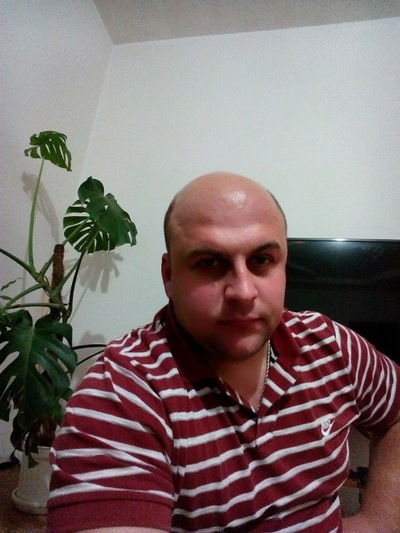 Роман Остренко