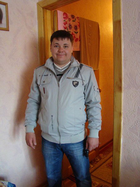 Антон Петров