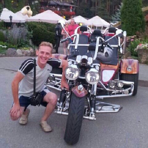 Дмитрий Иванов