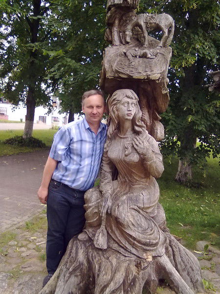 Костя Навоша